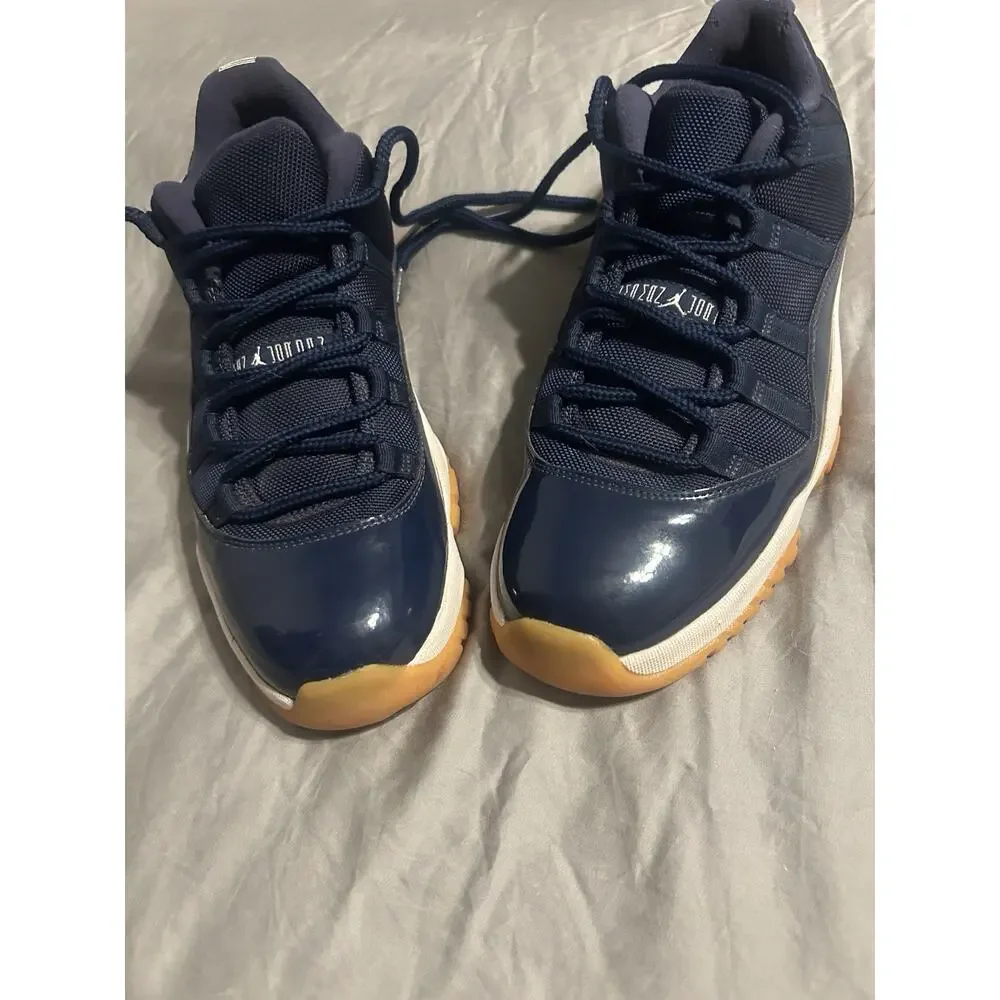 Nike Air Jordan 11 Retro Low Men's Size 10.5 Midnight Navy Gum 528895-405